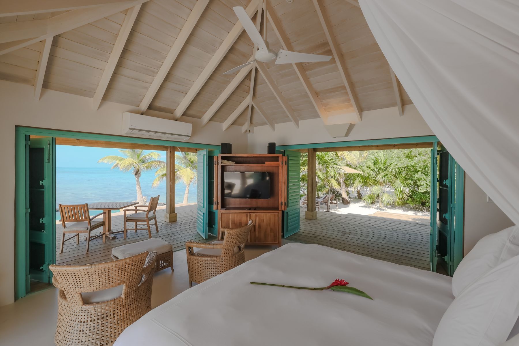 Cayo Espanto - Casa Solana villa photo.