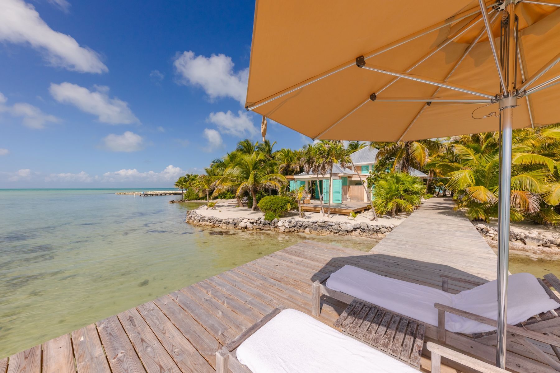 Cayo Espanto - Casa Aurora villa photo.