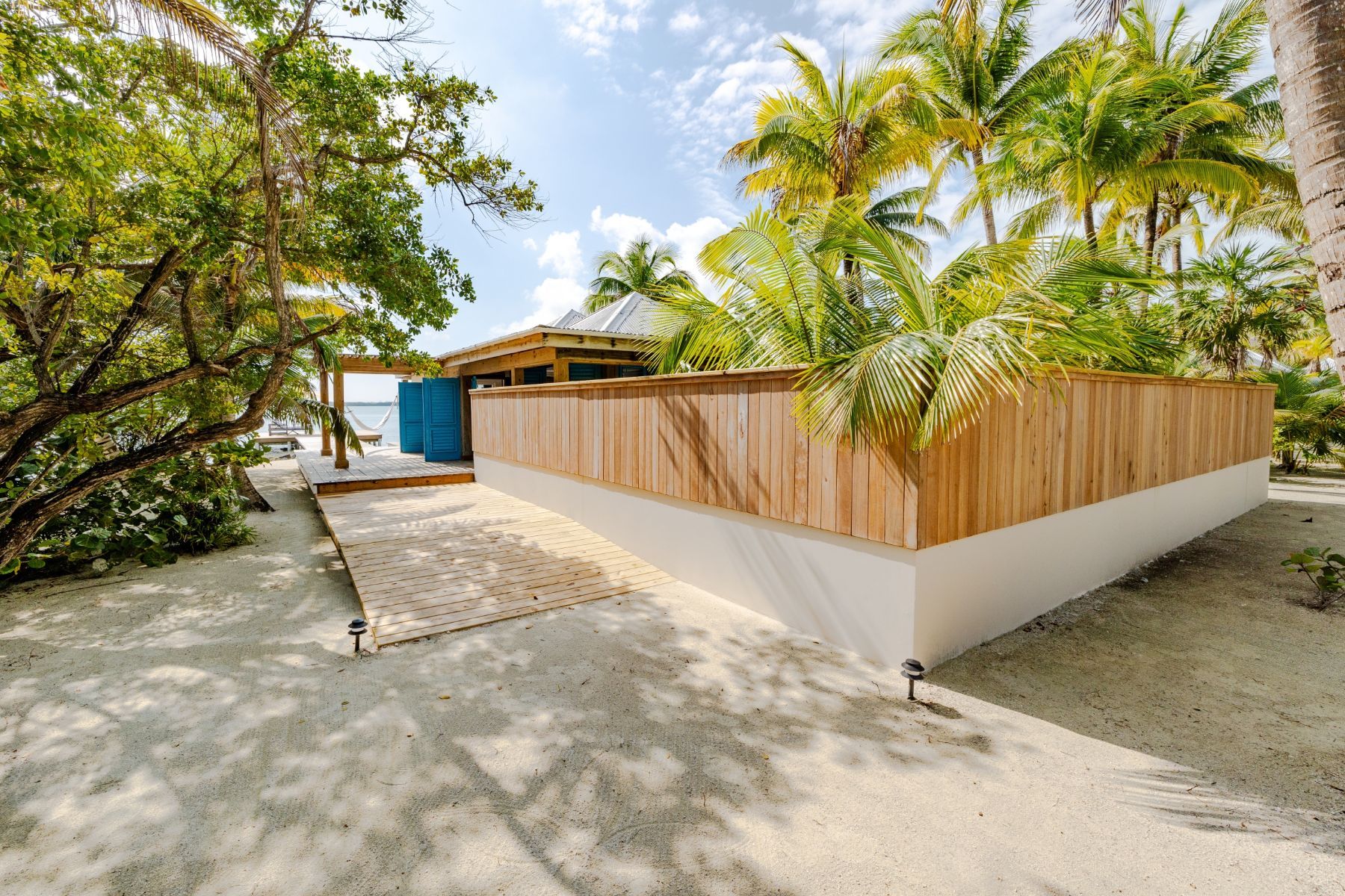 Cayo Espanto - Casa Brisa villa photo.