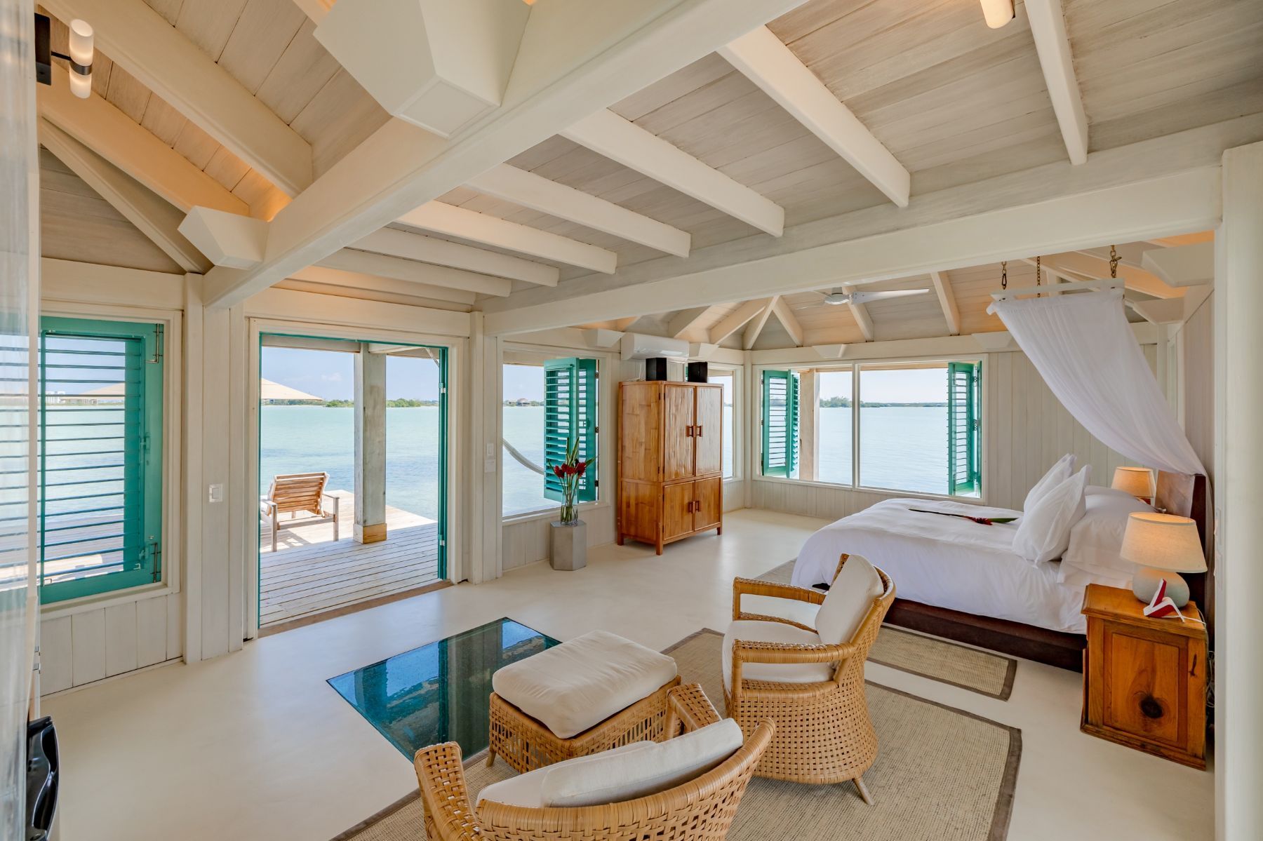 Cayo Espanto - Ventanas villa photo.
