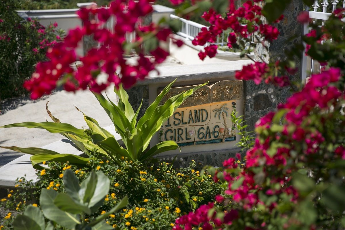 Island girl sign and flowers
