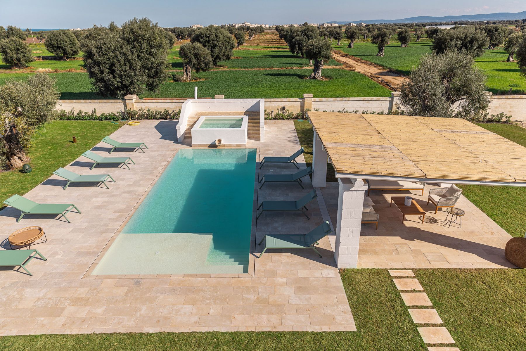 Stillante villa photo.