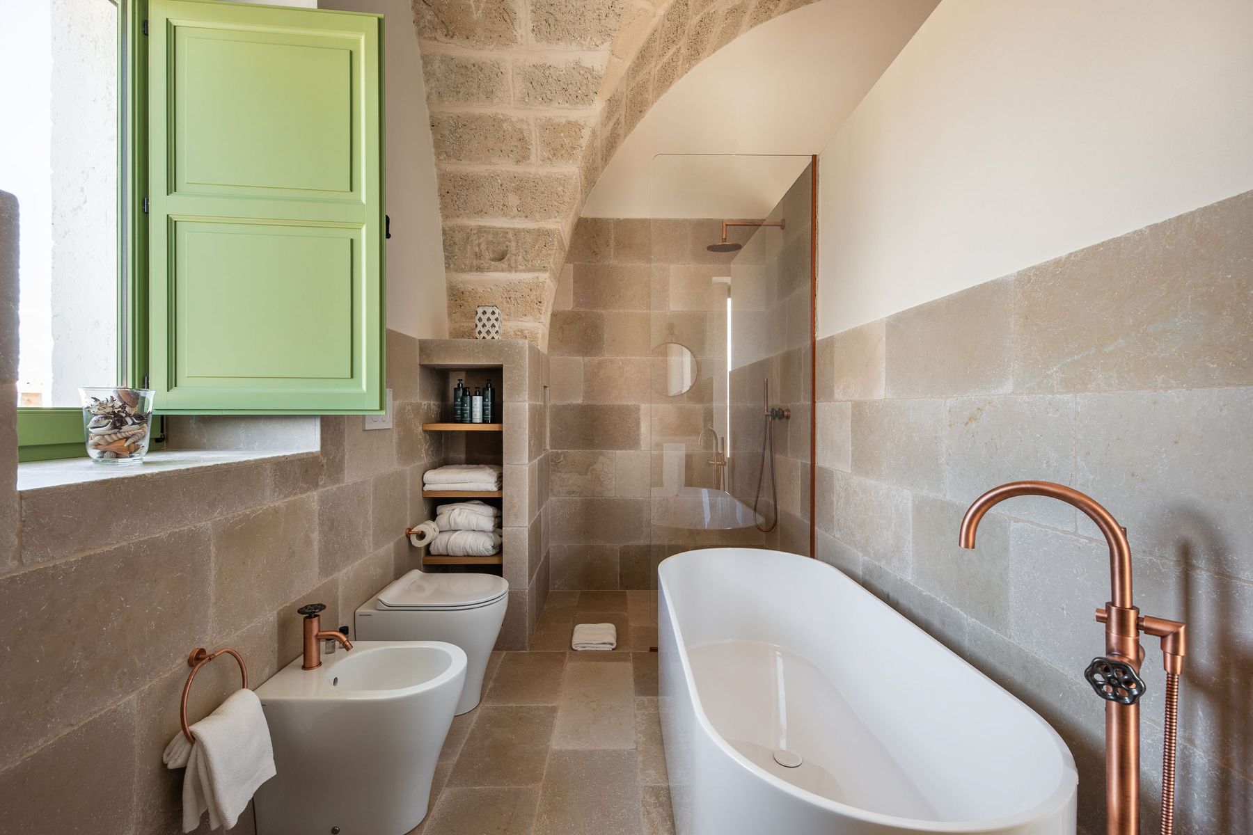 Stillante villa photo.