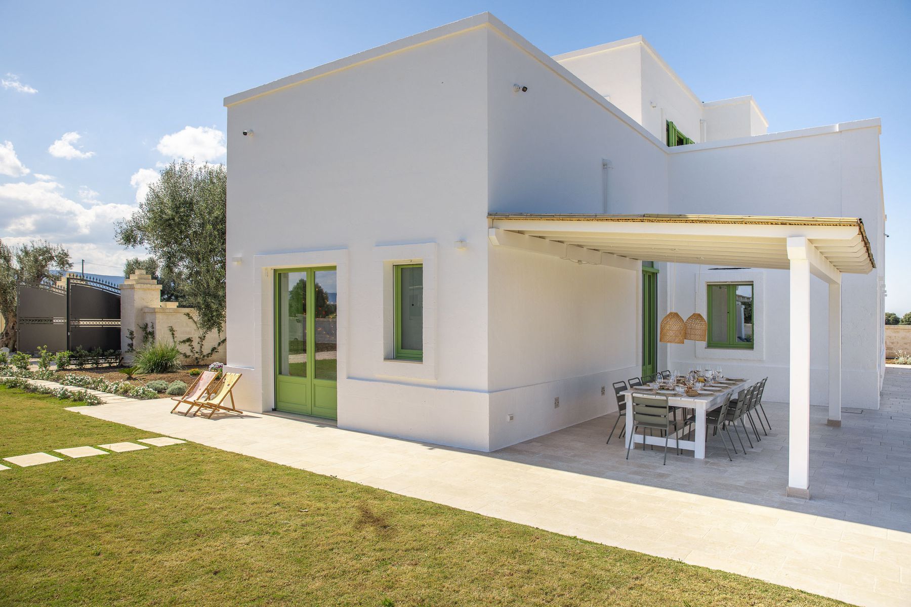 Stillante villa photo.