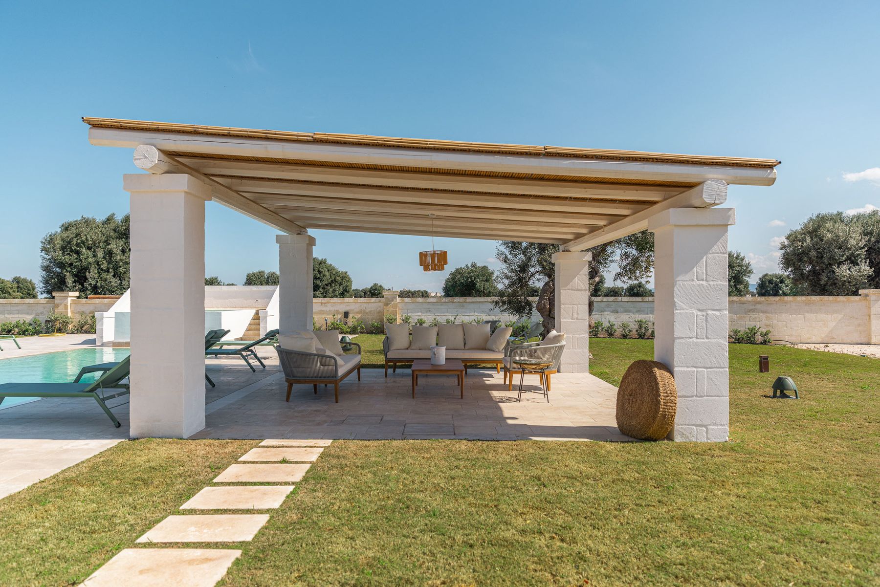 Stillante villa photo.