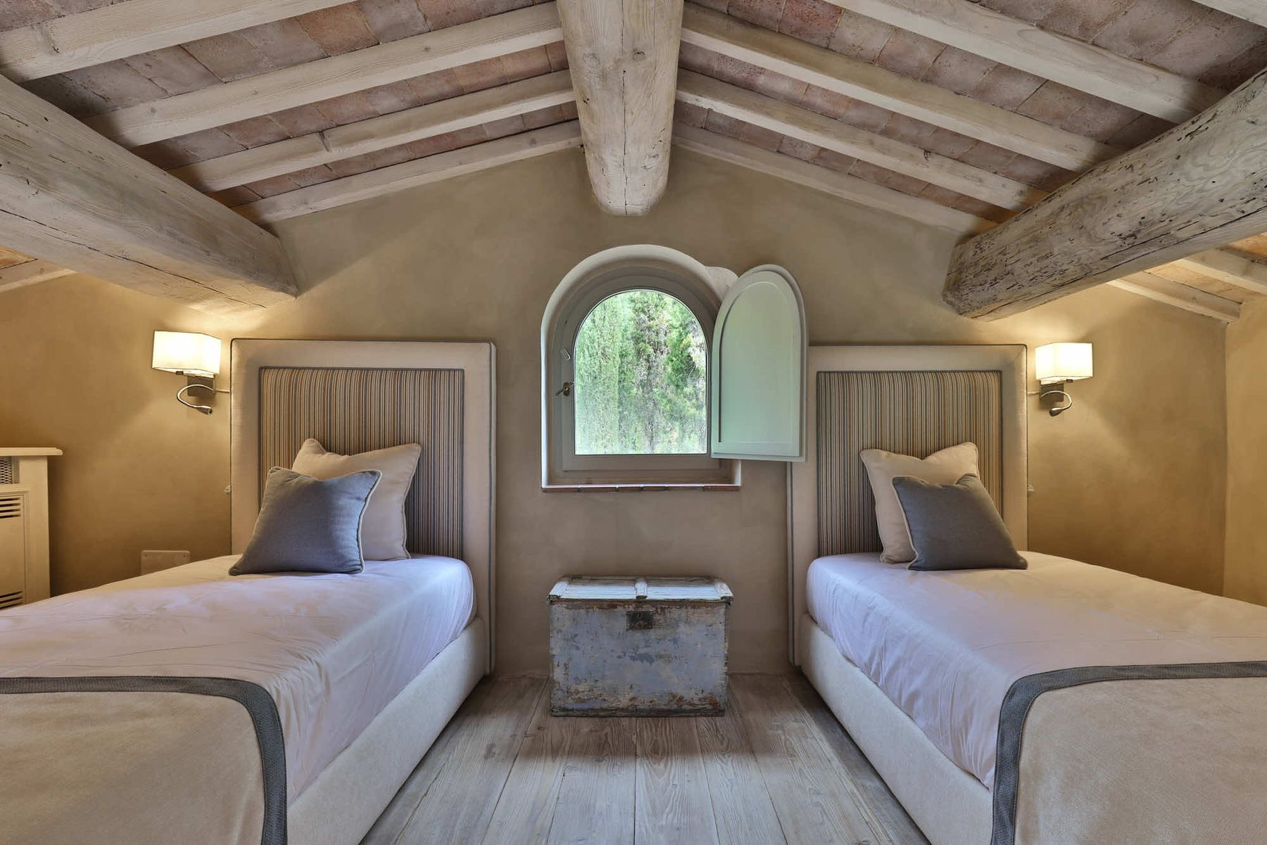 Trionfante villa photo.