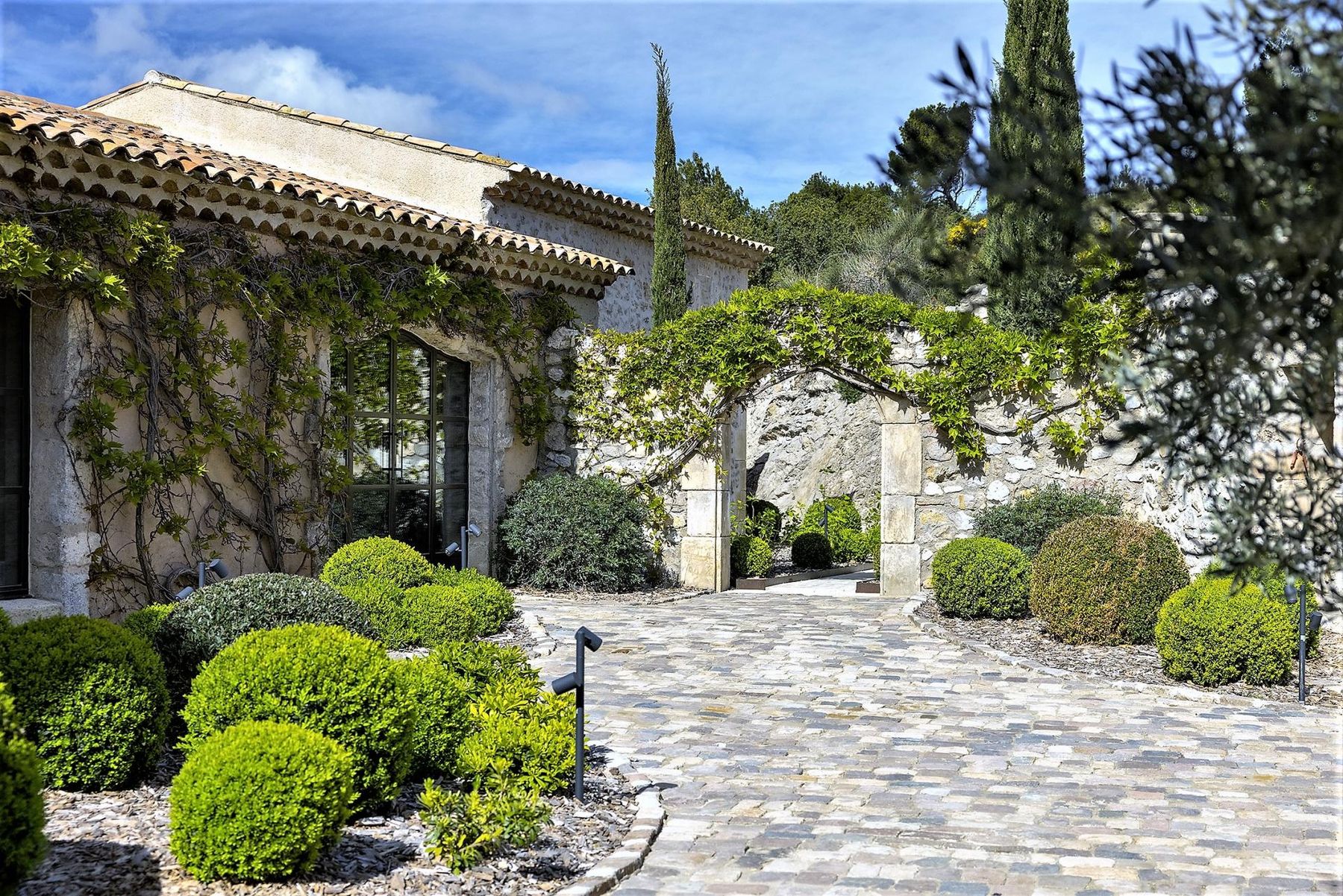 Mas De La Vista villa photo.