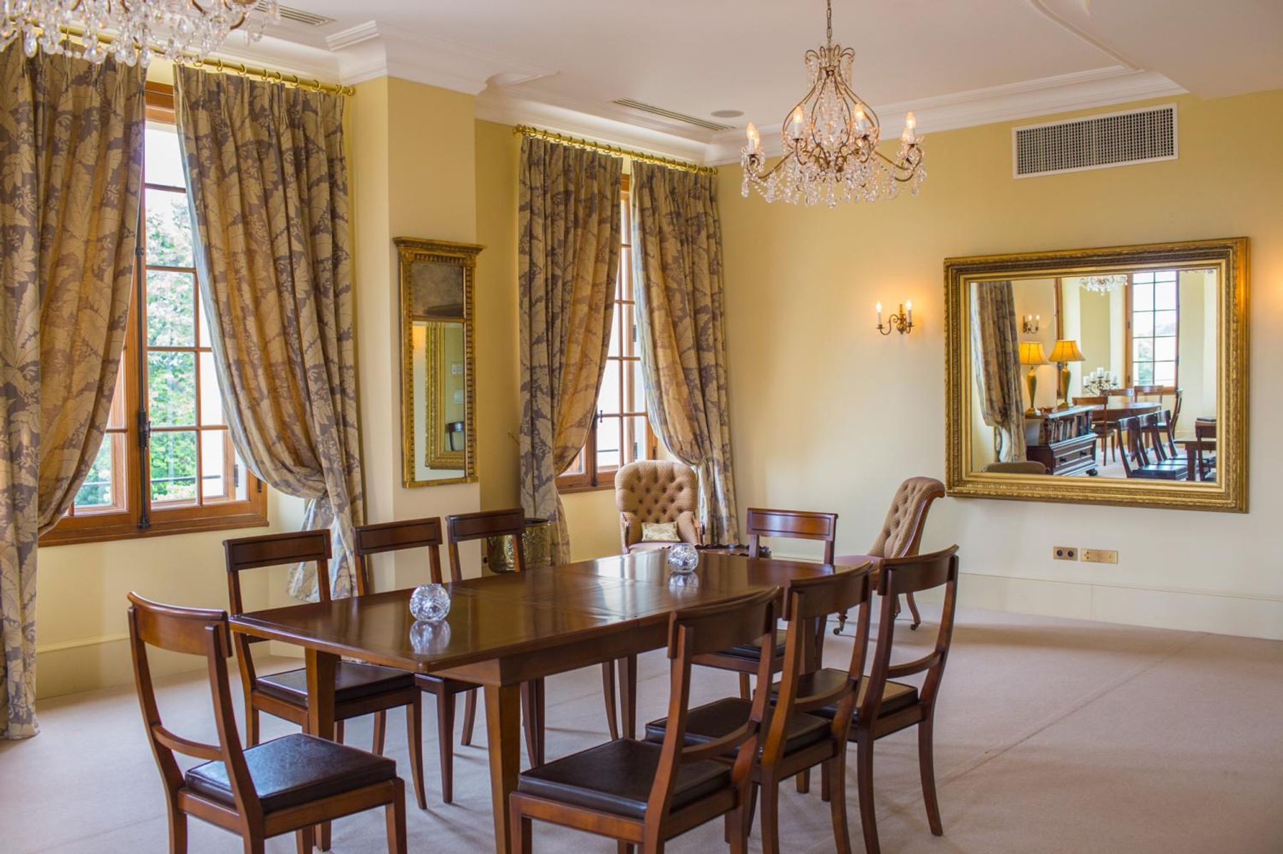 Chateau Lou Casteou villa photo.
