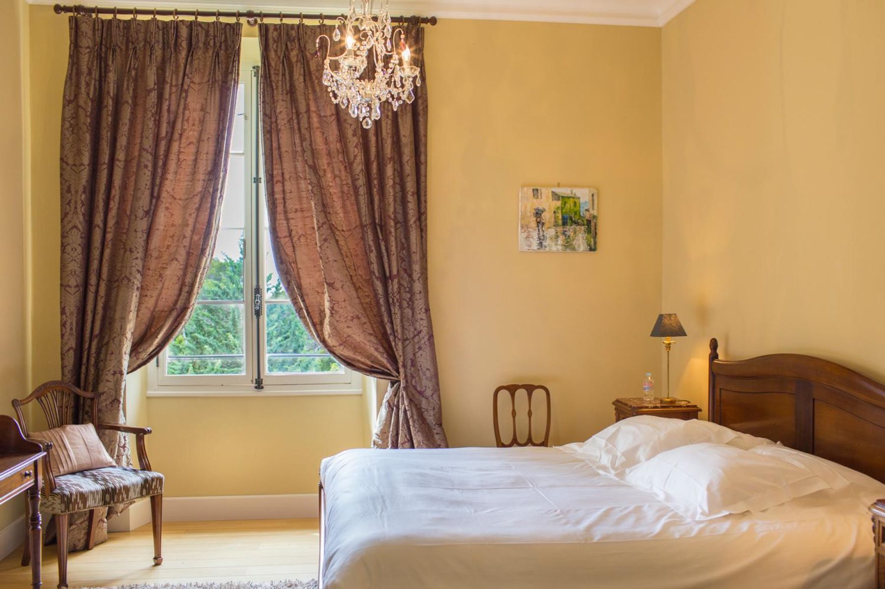Chateau Lou Casteou villa photo.