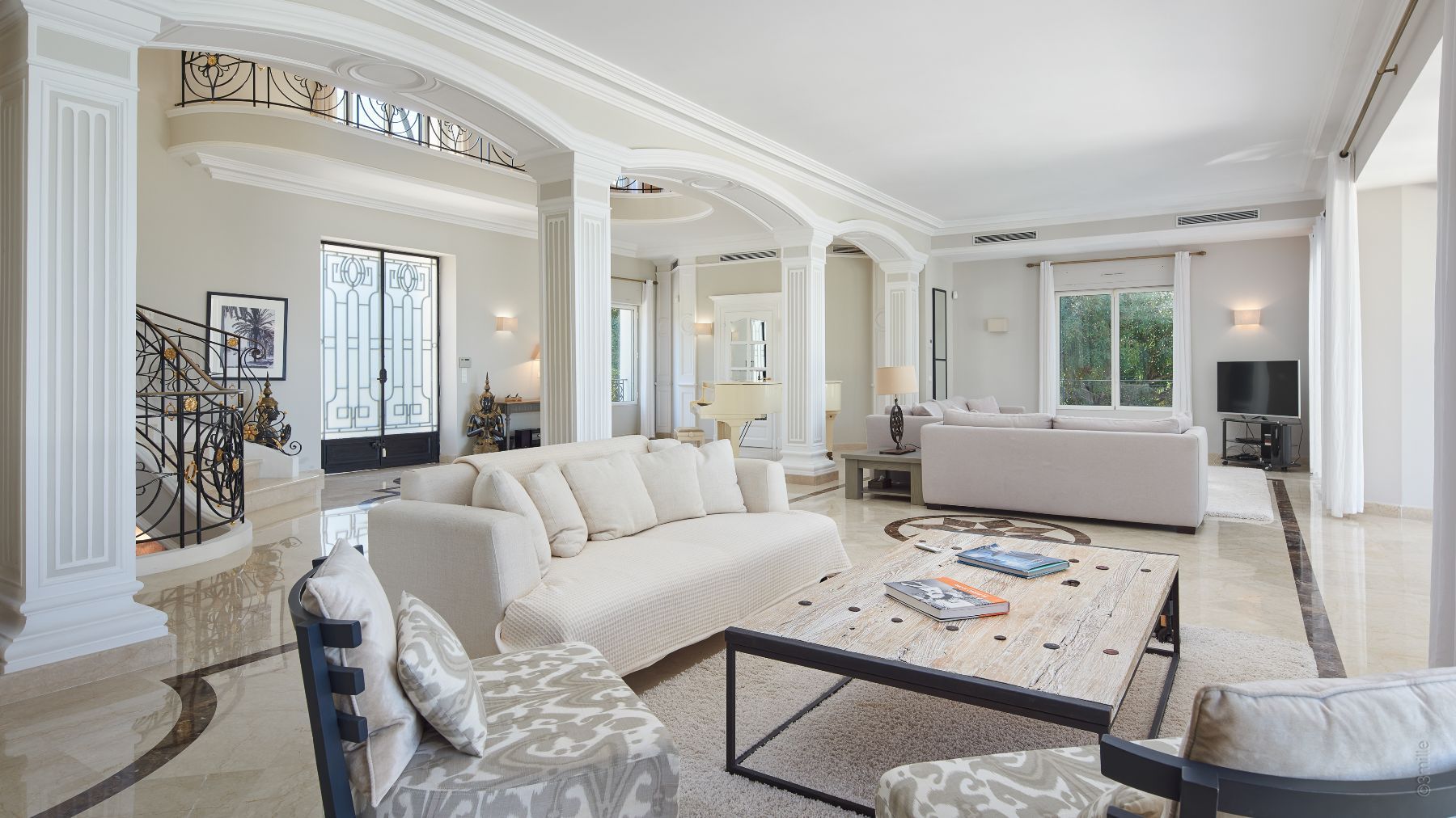 Villa Antibes villa photo.