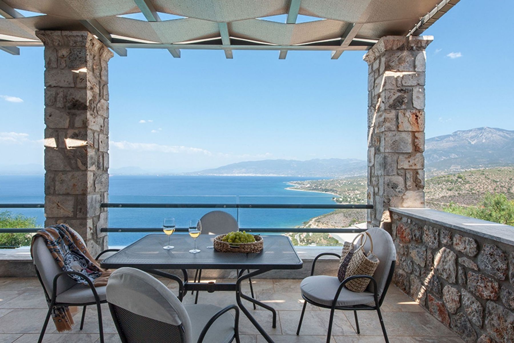 Maremonte villa photo.