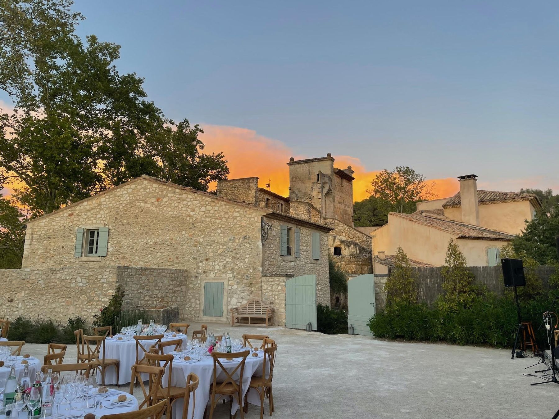 Chateau de Bonnieux photo