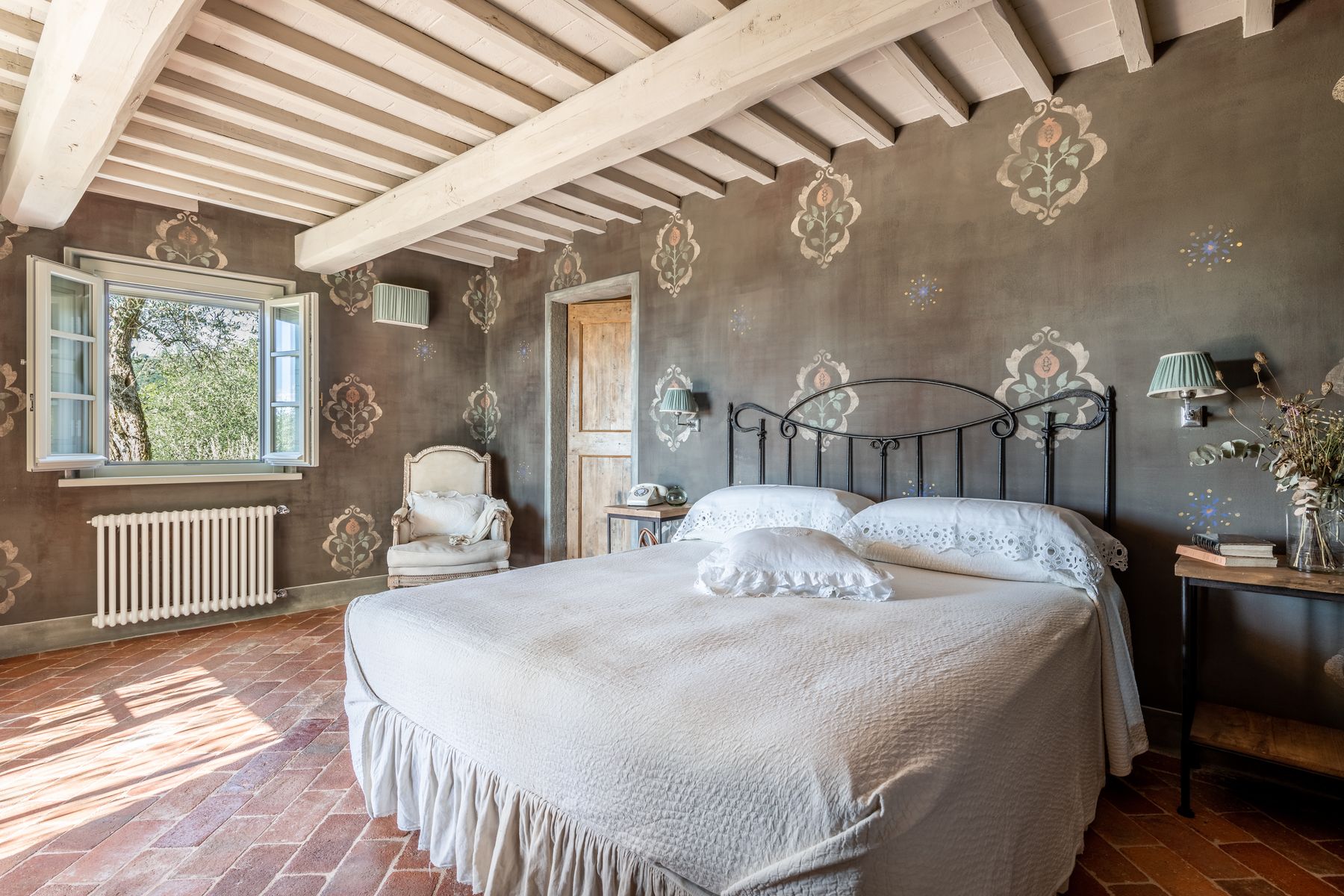 Fattore villa photo.