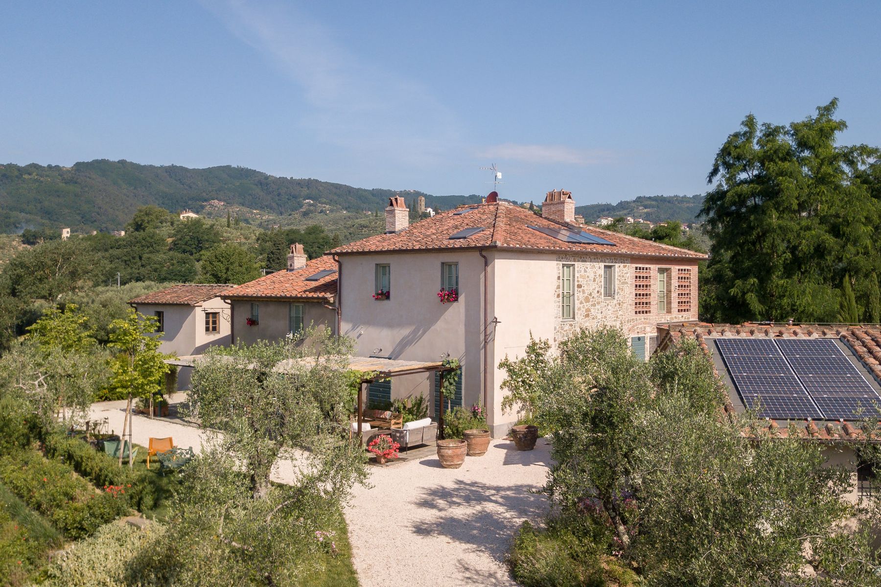 Fattore villa photo.