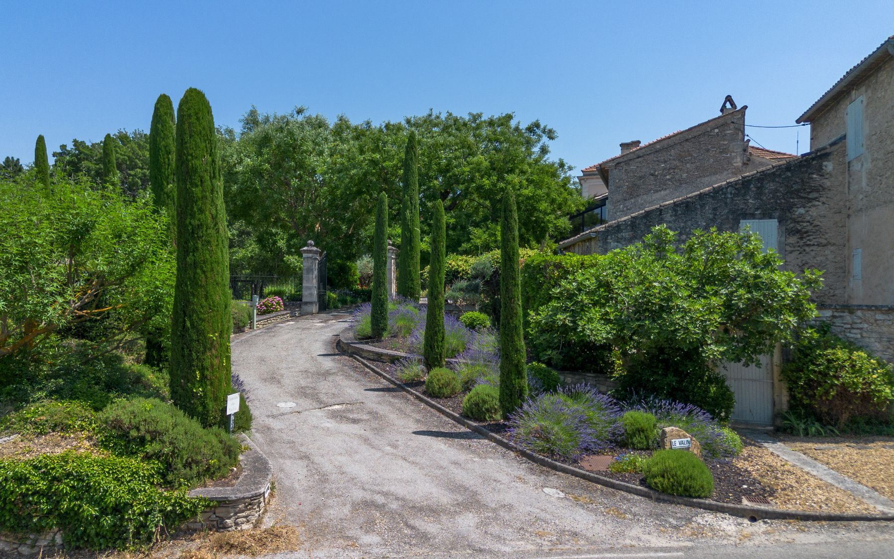 Le Petit Manoir villa photo.