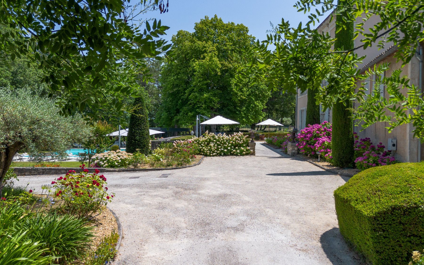 Le Petit Manoir villa photo.